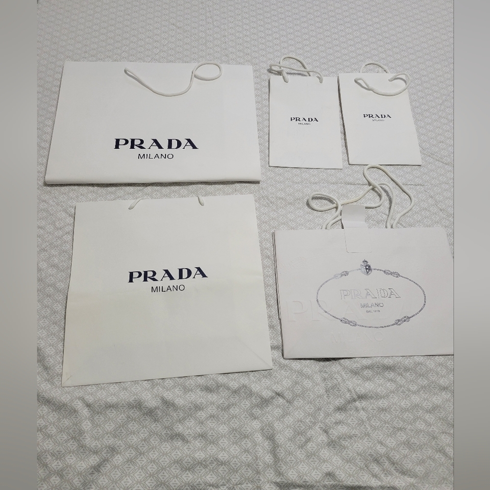SOLD -Designer paper shopping bags $5 Each - Picture 5 of 6